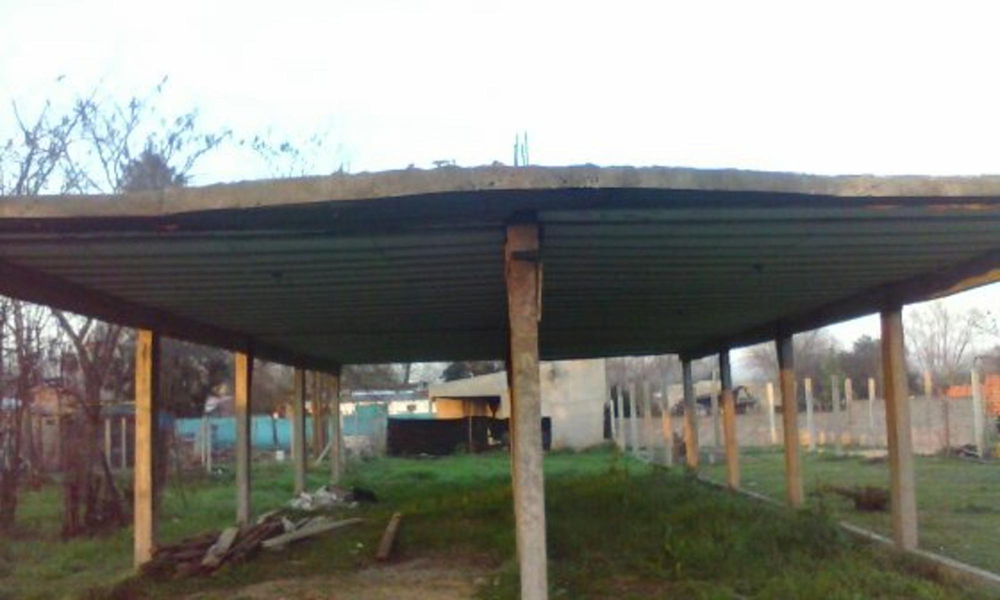 Vendo Mariano Acosta - Lote de 10 x 40 con loza a terminar  - $ 550.000