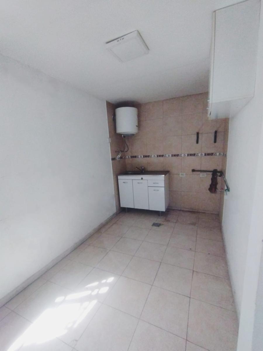 Alquiler disponible de PH al fondo