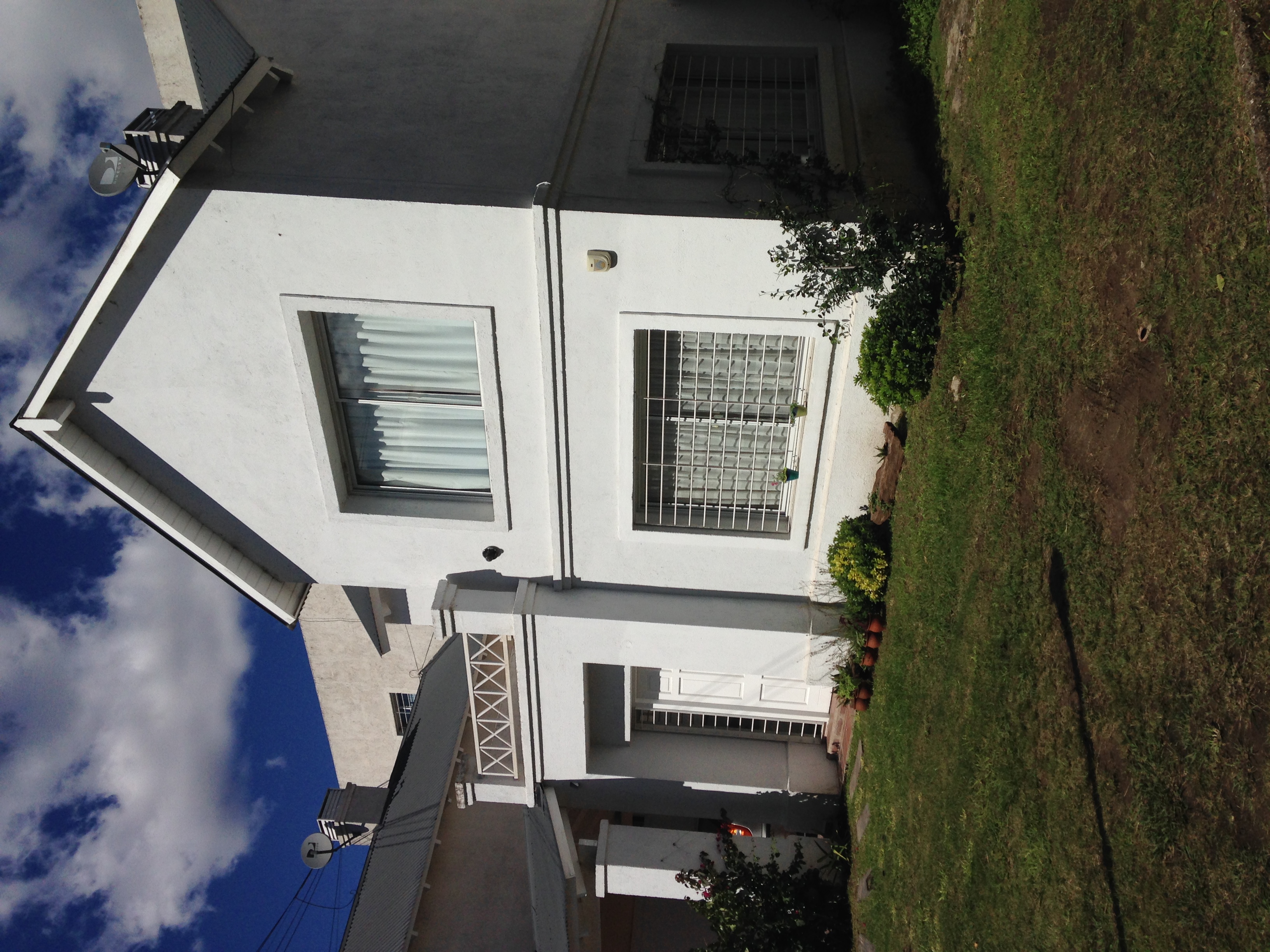 DUPLEX HOUSING CERRADO- RECTA MARTINOLLI - 2D 2B - ESCRITURA