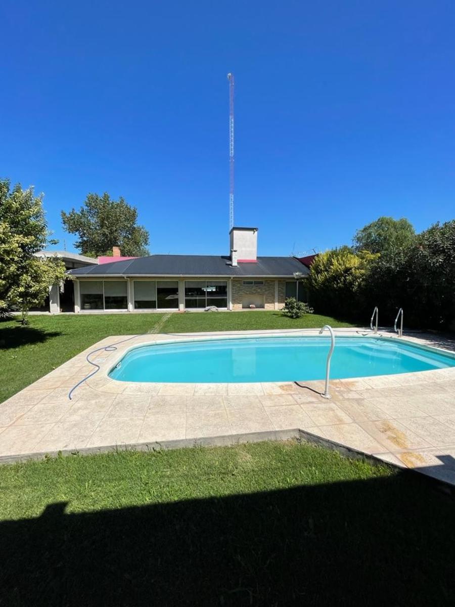 Casa 4 Ambientes En Venta - General Rodriguez