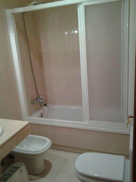 Piso en primera línea de playa, Los Boliches. 