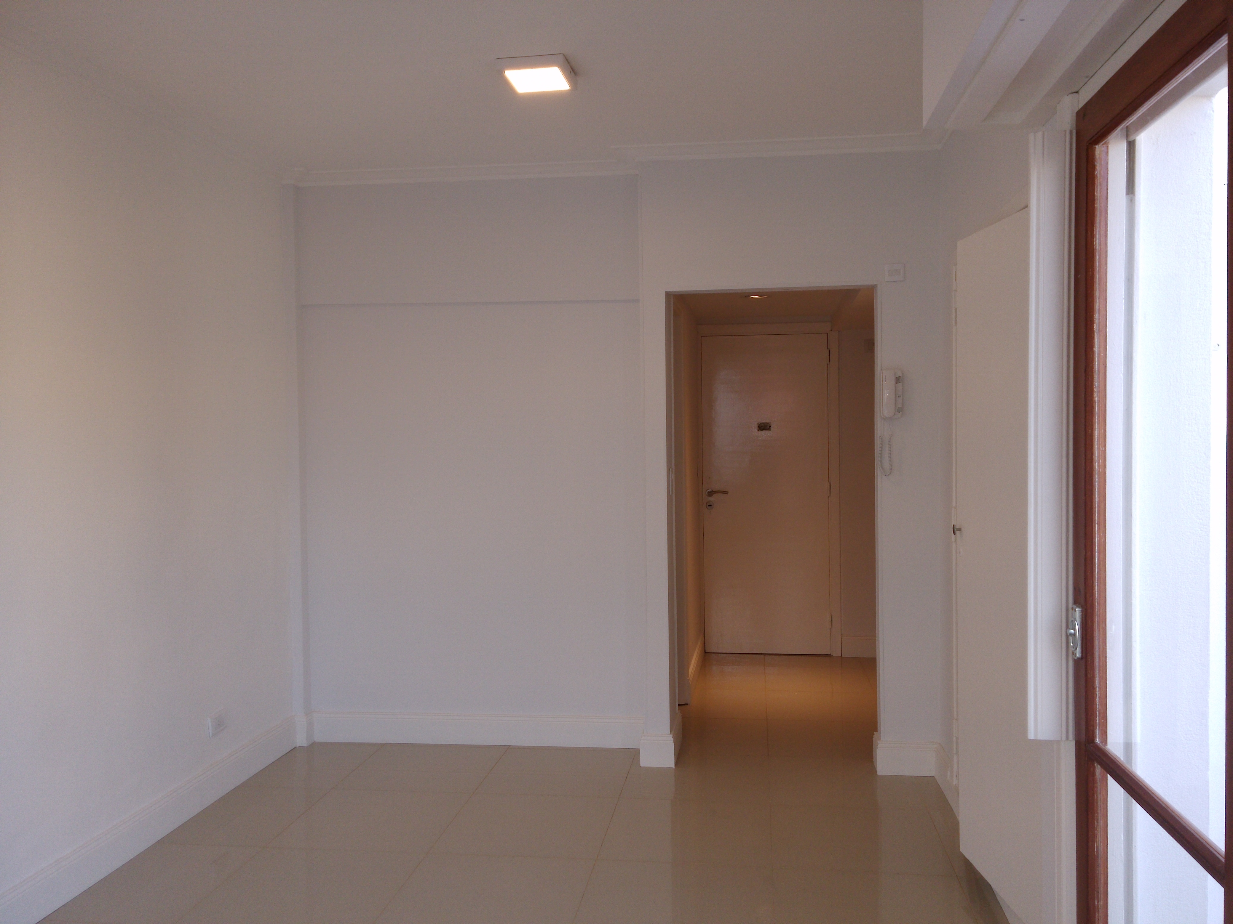 Ambiente Aterrazado totalmente Reciclado/Luminoso.