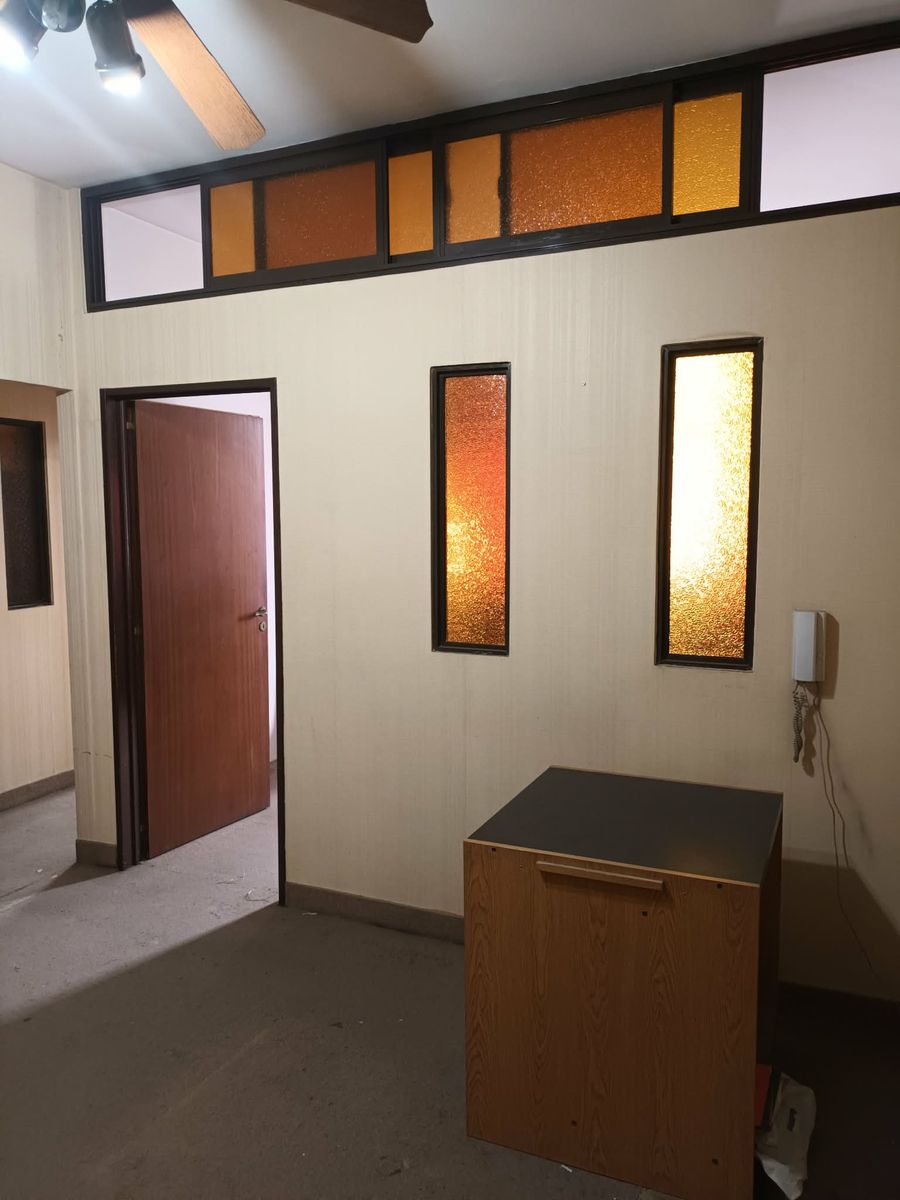 Oficina centro San Martin con cochera