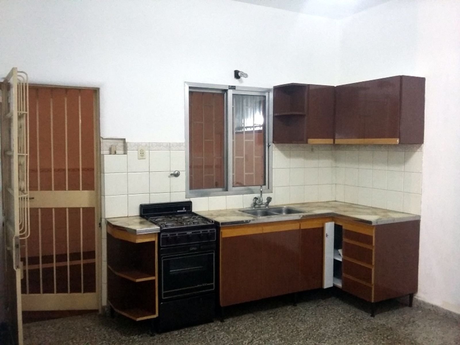 PH de 2 ambientes con patio sin expensas