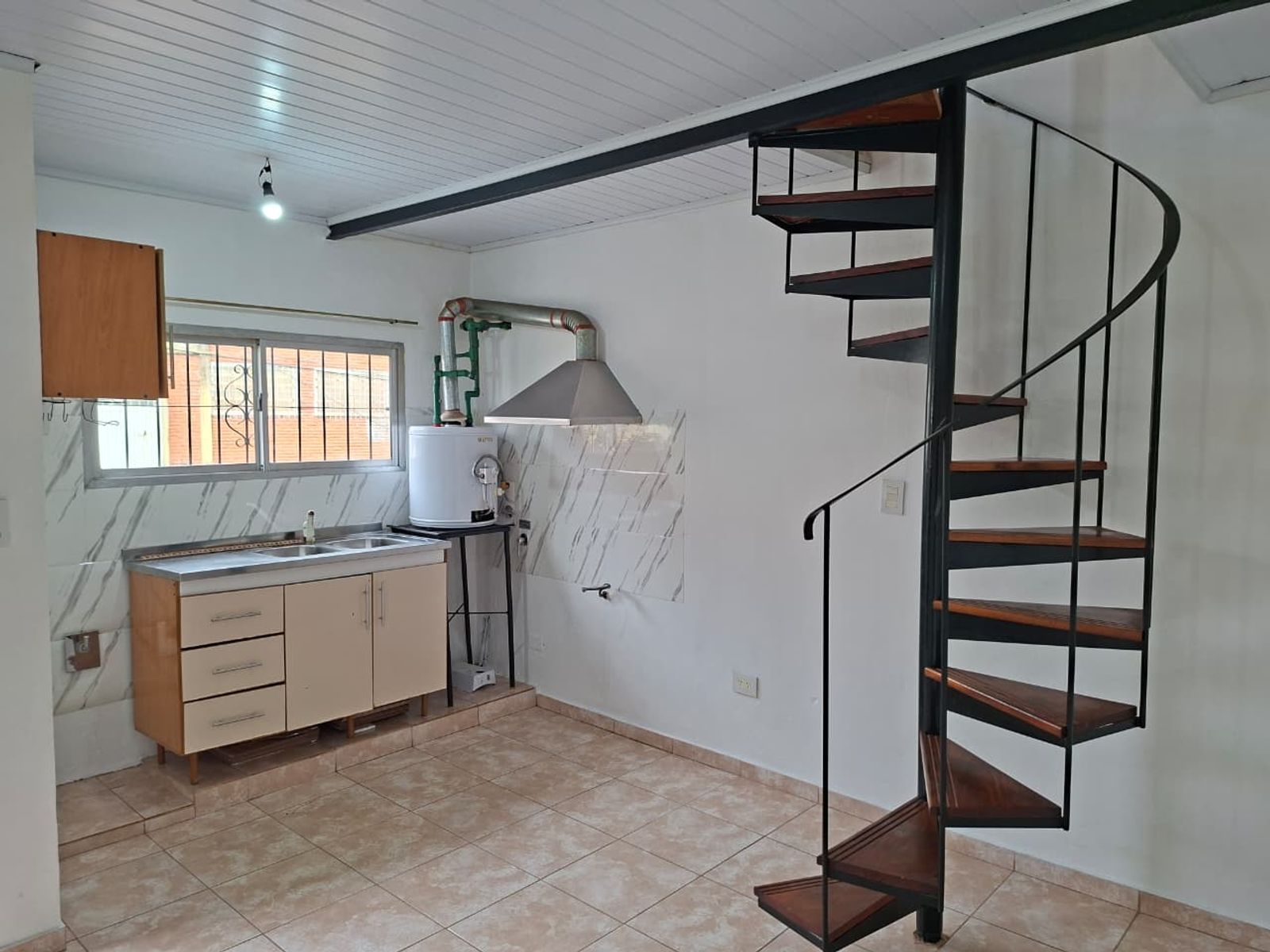 2 ambientes primer piso con terraza propia