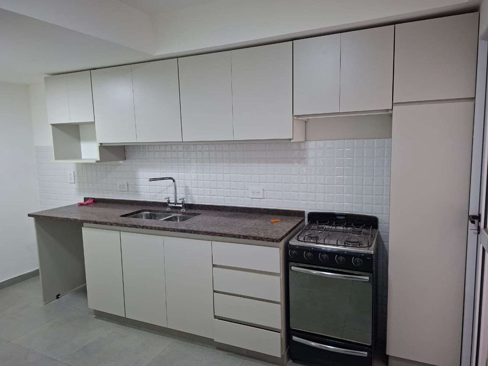 Gran departamento de 4 ambientes con terraza