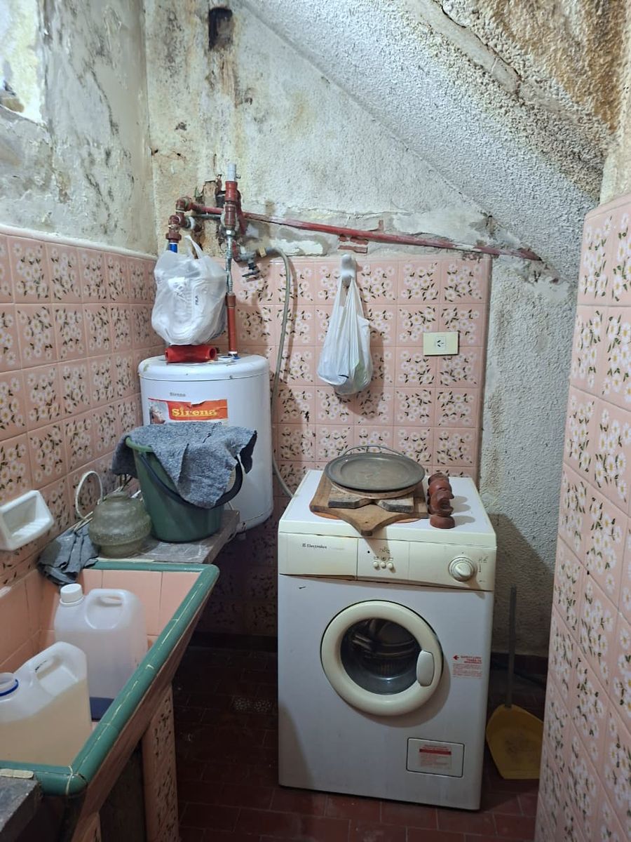 Casa totalmente a refaccionar