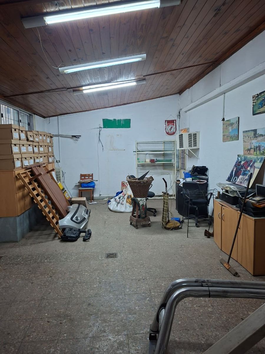 Casa totalmente a refaccionar