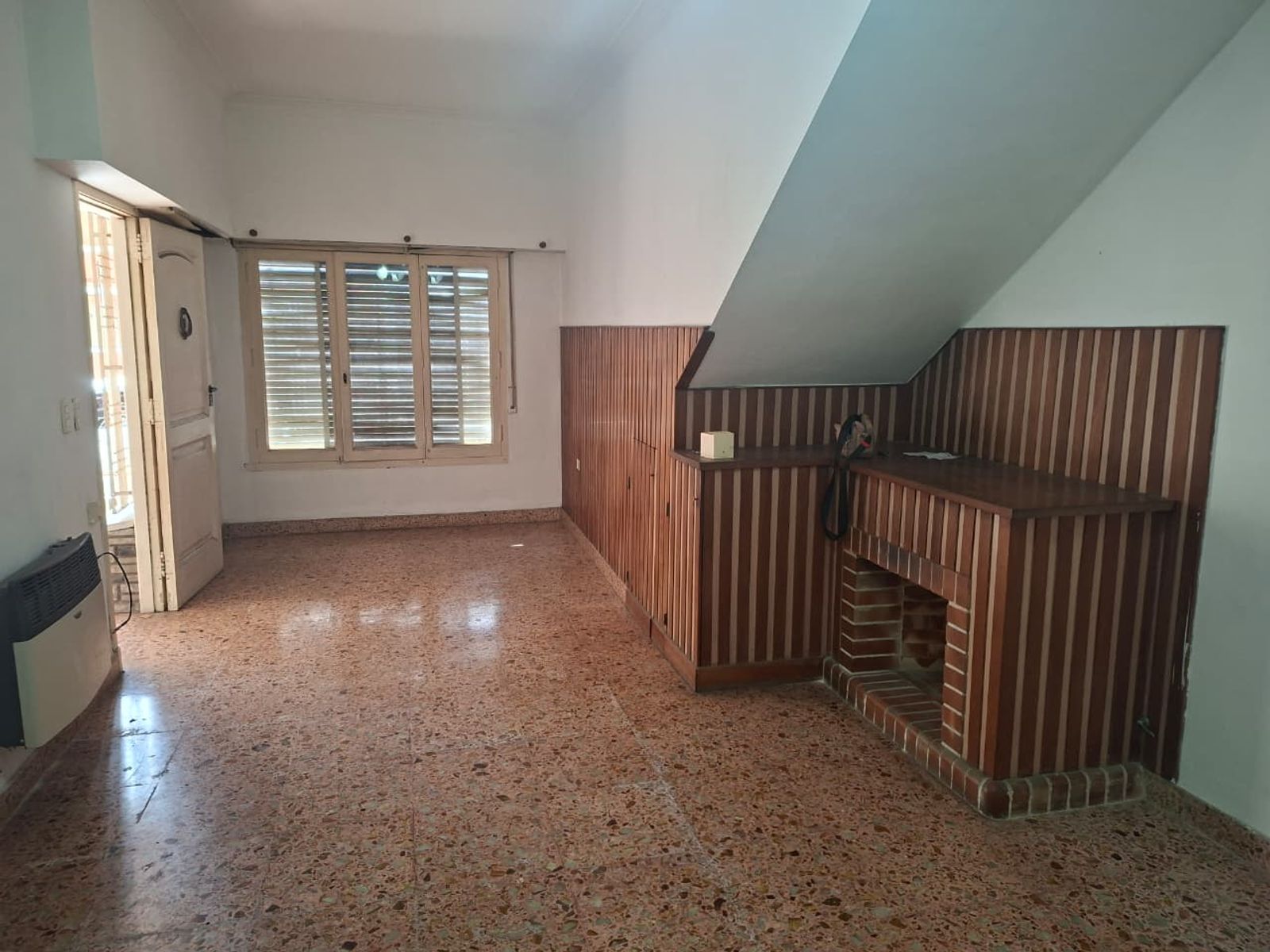 PH 3 ambientes con patio y cochera