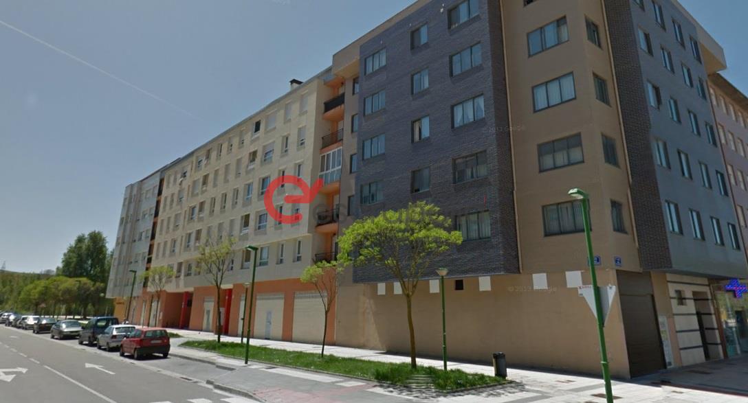 Local comercial en Burgos de 143 m2