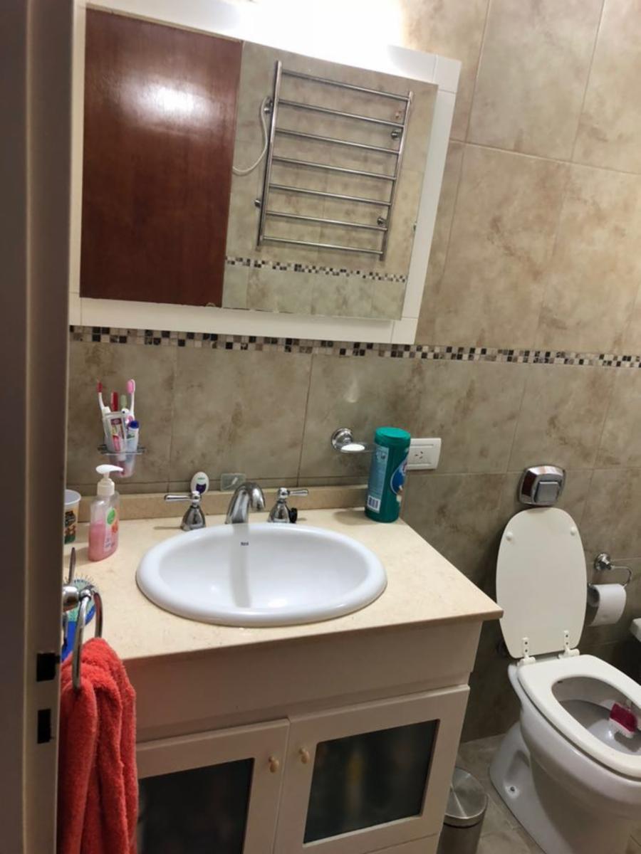 SE VENDE URGENTE DEPARTAMENTO CON EXCELENTE UBICACIÓN