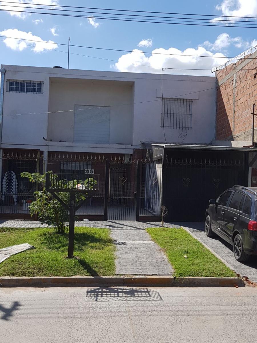 IMPRESIONANTE CASA EN MERLO NORTE