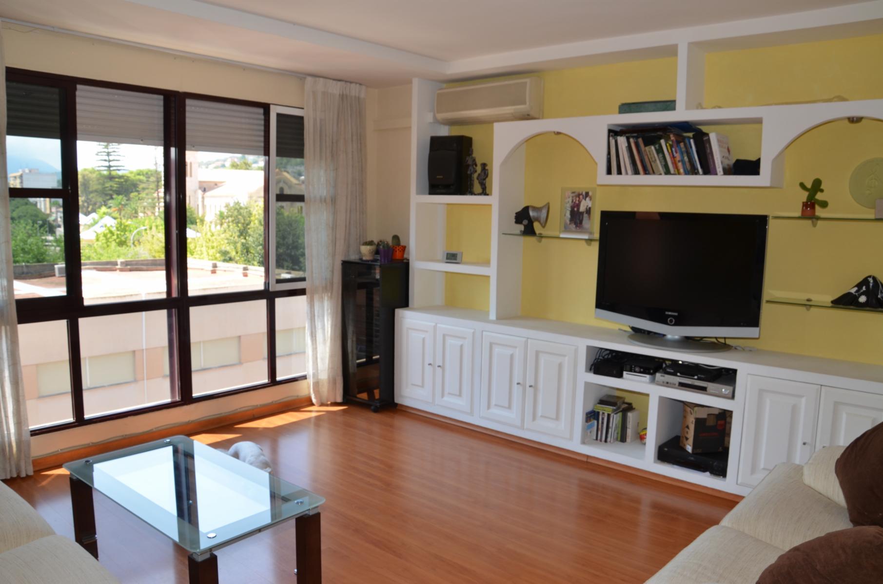 BONITO PISO EN GANDIA, ZONA ESCLAVAS