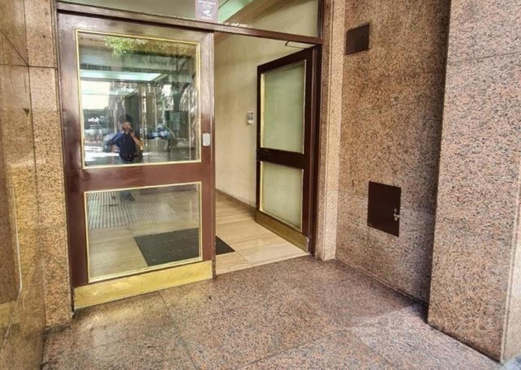 Venta - Oficina comercial - Microcentro