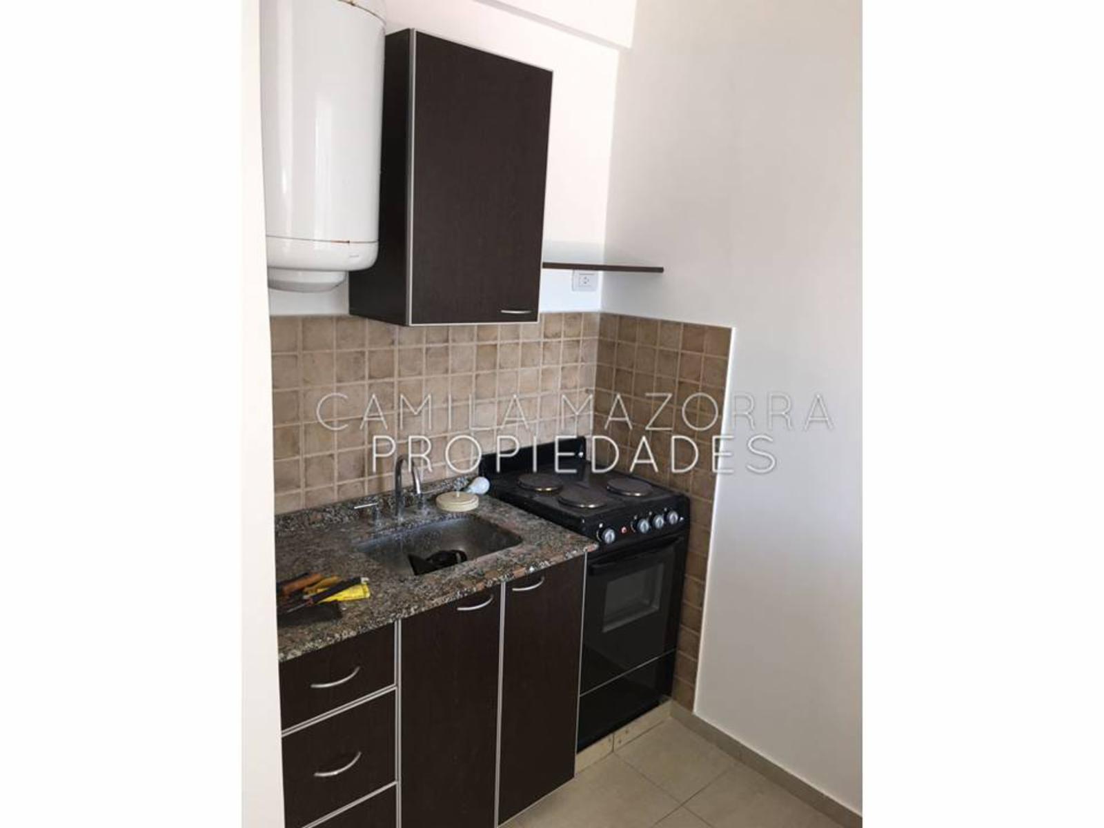 Monoambiente con Cochera en ALQUILER-Caseros