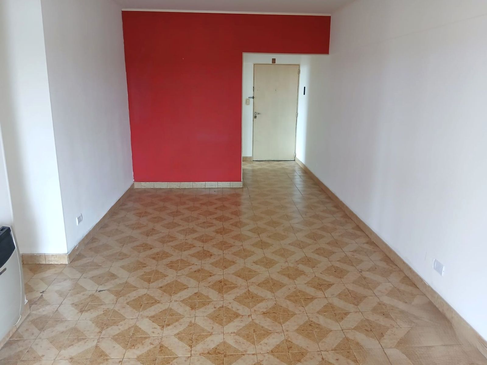 Depto. en Alquiler 3 Amb. grandes cochera Haedo Bº Güemes