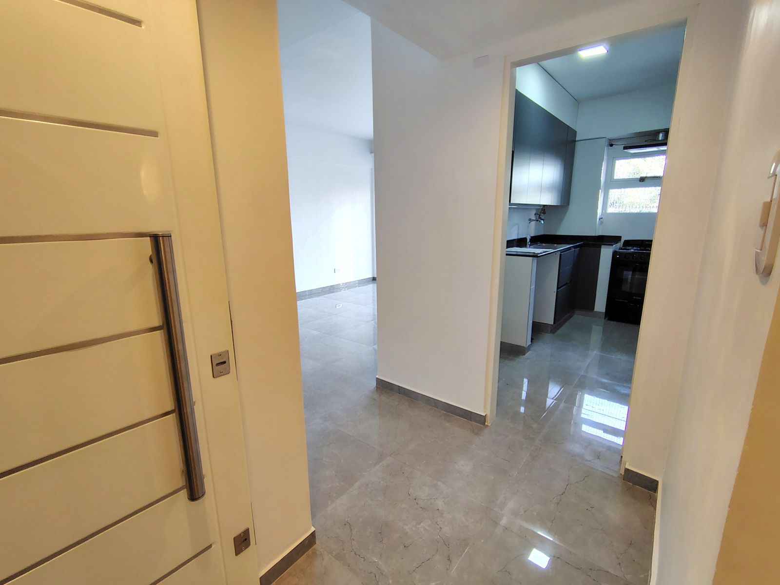 Departamento Alquiler 3 Ambientes Ramos Mejía Frente Balcón