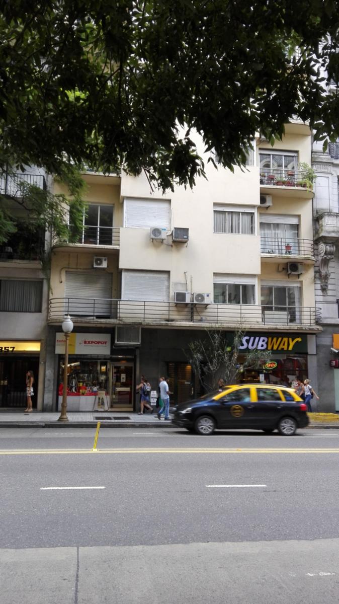 AV. SANTA FE PLAZA SAN MARTÍN PISO EXCELENTE VISTA 