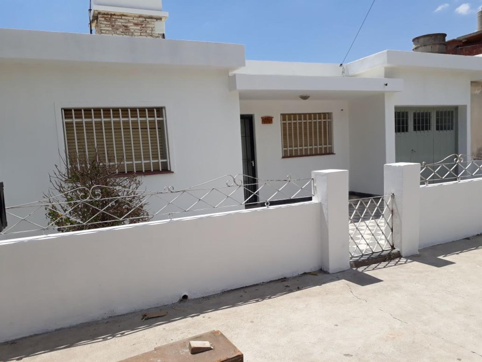 EN VENTA, CASA DE 2 DORMITORIOS EN B° PATRICIOS 2da SECCIÓN... 100M2, COCINA COMEDOR, COCHERA AMPLIA Y PATIO...