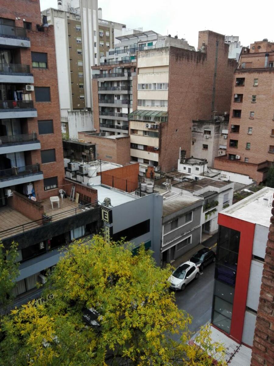 Nueva Córdoba Dos Dorm. + Balcón + Cocina Separada + Piso Alto