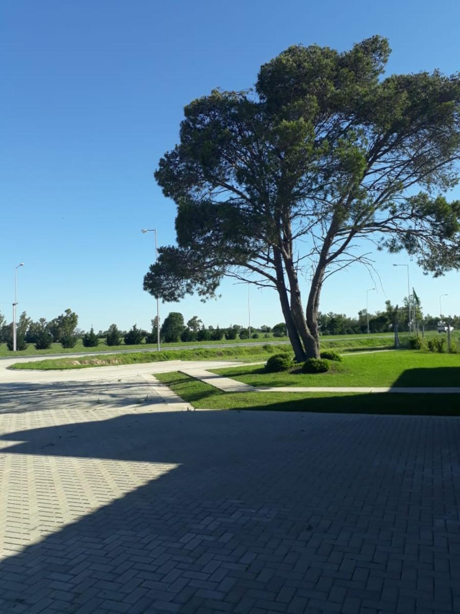 Lotes en Venta - Estancia Santa Lucia - Los Mejores Precios y Facilidades - Muy cerca de Córdoba, por autovía a Alta Gracia... Visítelo