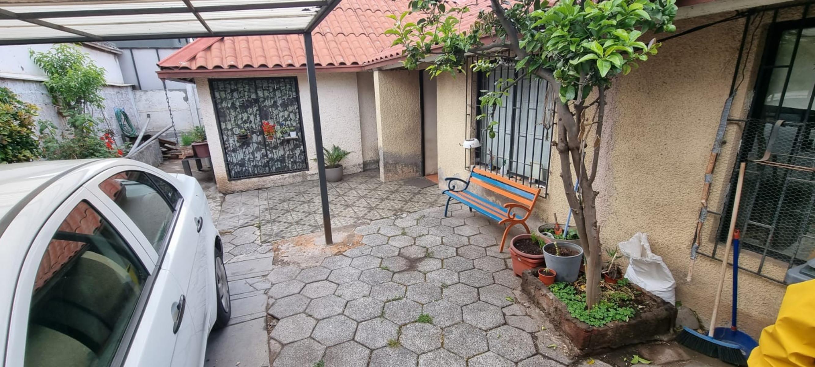 VENDO CASA en Las Condes, Zona Estoril