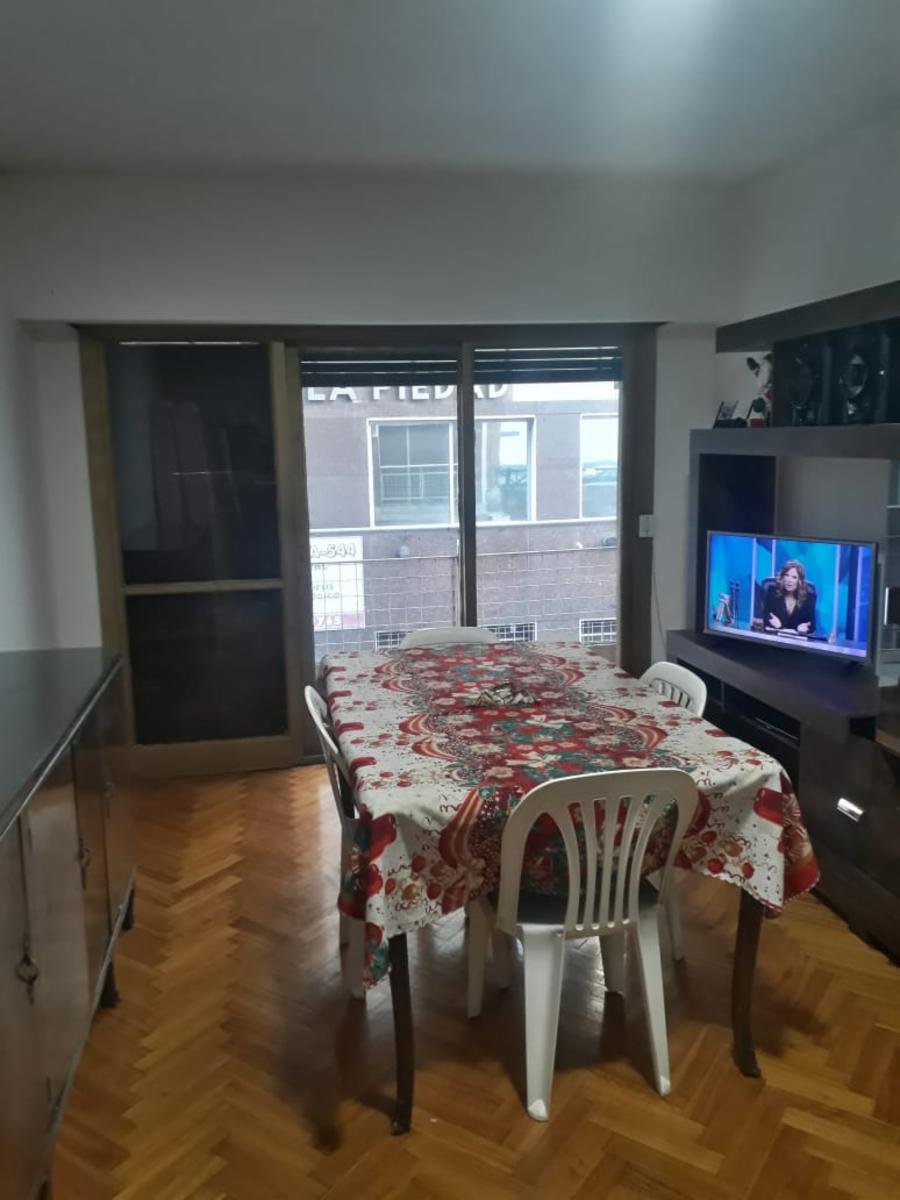 DEPTO 3AMB Fte. c/BALCON/Ptio Lav. 67m2 Totales, IDEAL INVERSOR, RENTA ASEGURADA. Estado Muy Bueno Exte. ubicación /Subtes /BºCongreso -CABA--- VENTA POR VIAJE OPORTUNIDAD
