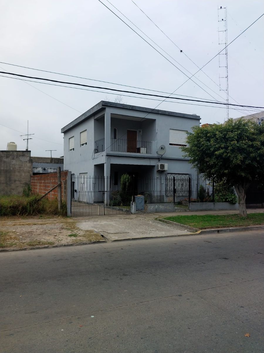 Casa en Alquiler en Los Polvorines, Malvinas Argentinas, Buenos Aires