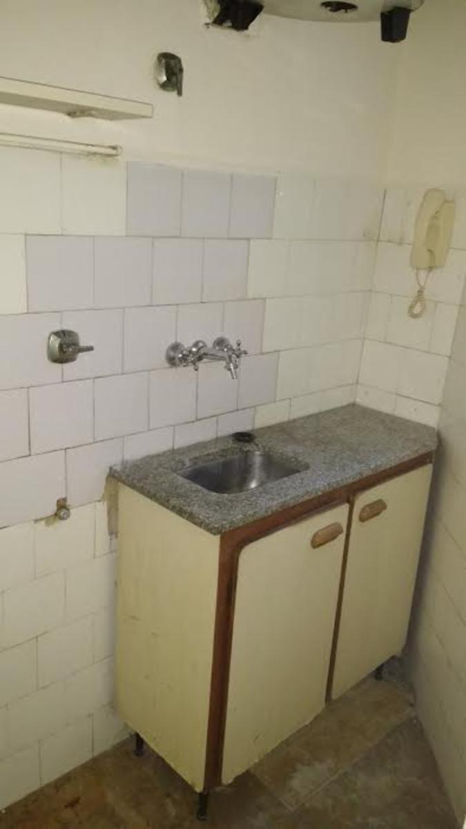 Departamento ambiente y medio en excelente ubicacion