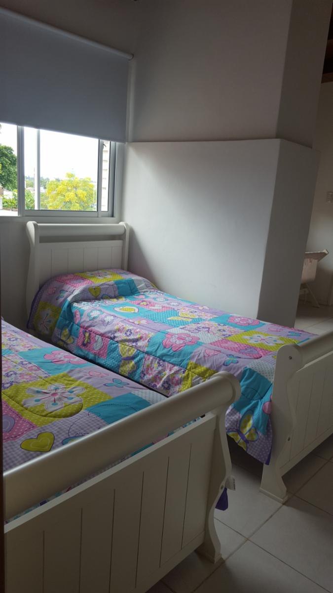 VENDO HERMOSA CASA CON PILETA 1.000 M2. $2.700.000