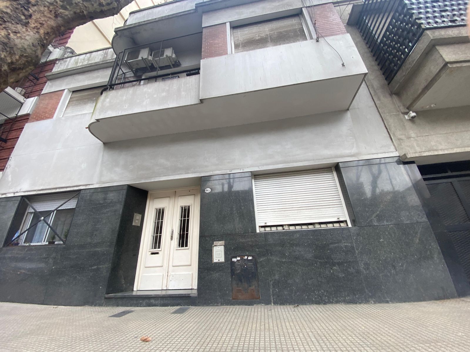 CABALLITO,2AMBIENTES,1PISO ESCALERA, METROS FERROCARRIL SARMIENTO, EN EL RADIO SUBTE A. BUENAR ARTERIAS DE ACCESO
