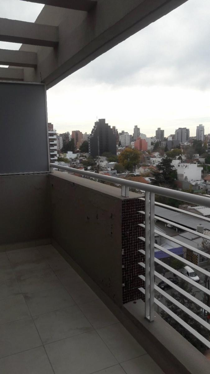 Excelente Departamento 2 Dormitorios con cochera y  Balcon Terraza