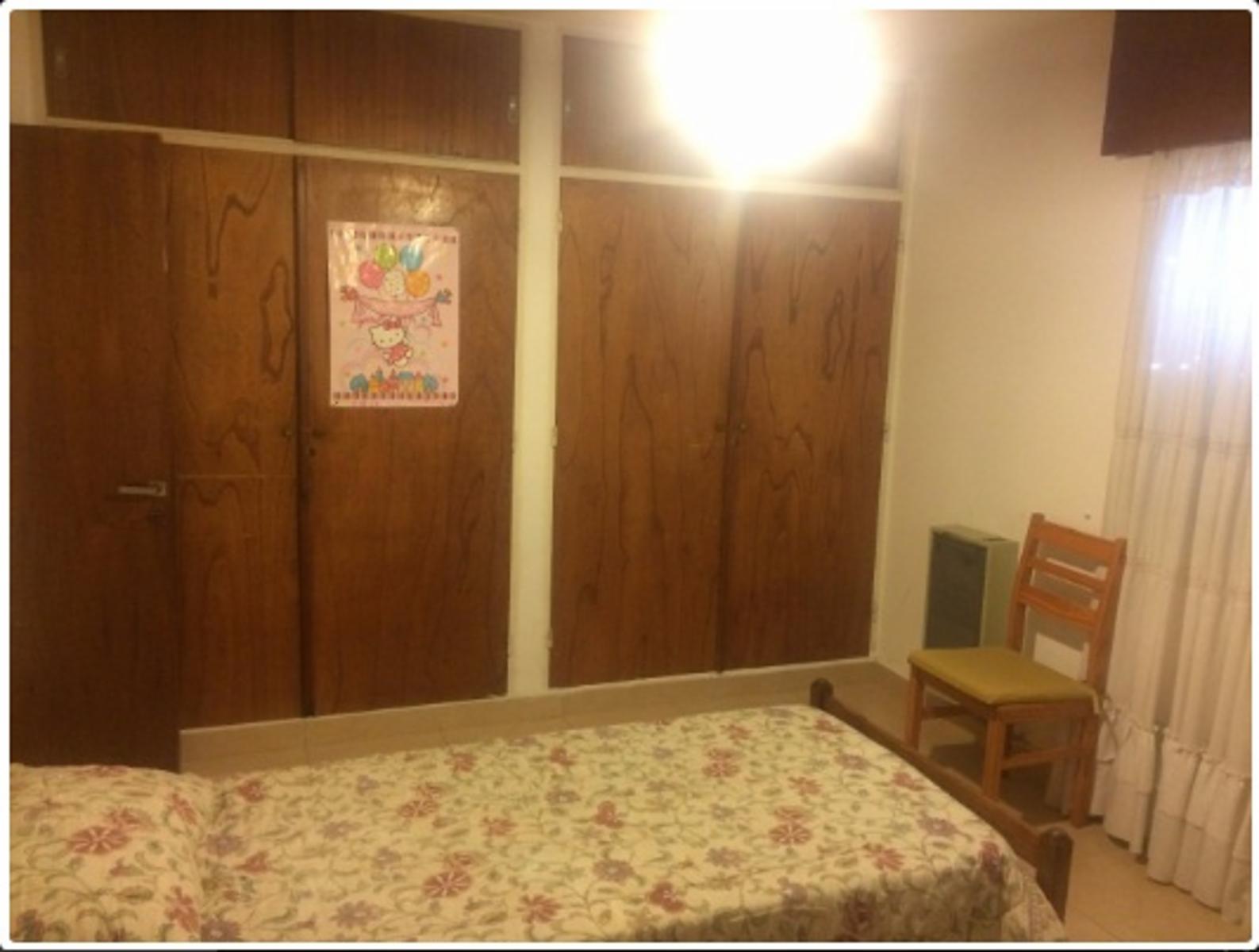 Vendo Casa 4 D  2 B c/ pileta B° Jardín Córdoba 