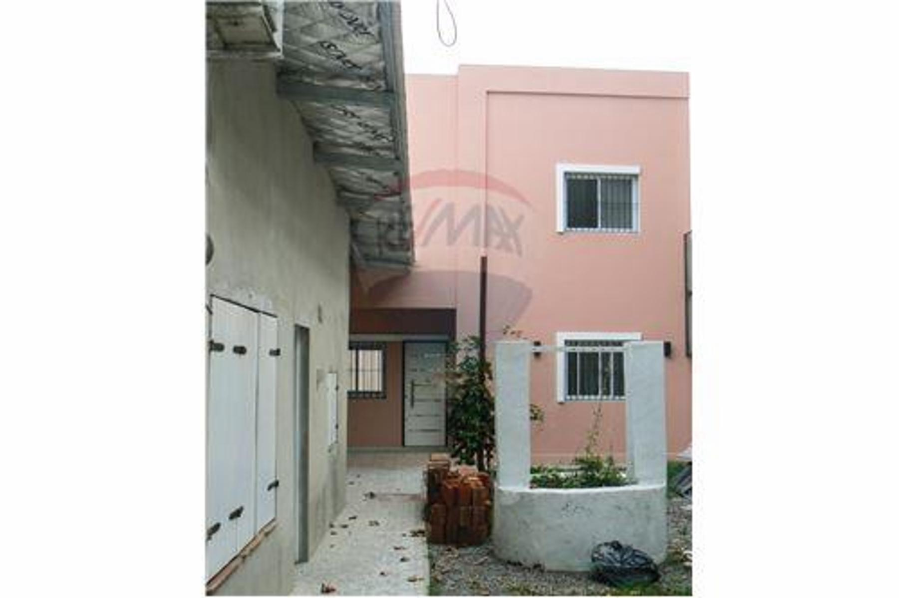 Departamento de dos ambientes con patio