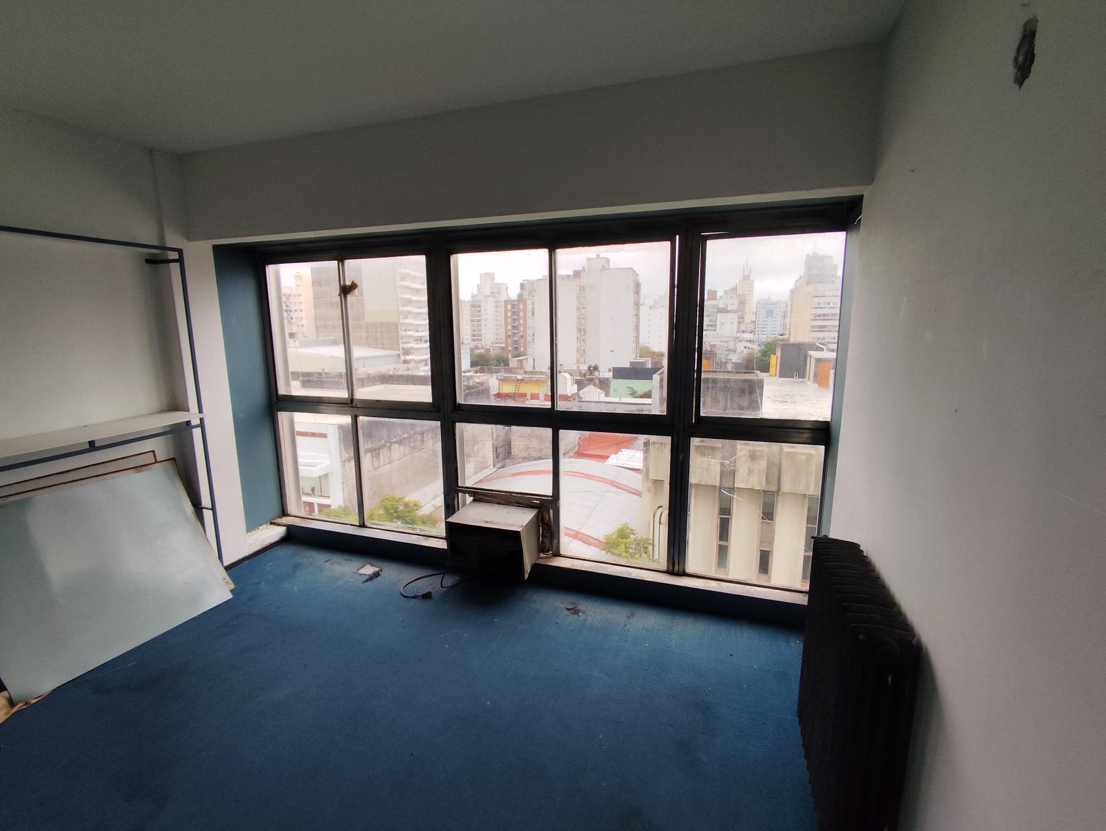 Oficina en Venta en Rosario - San Luis al 1600