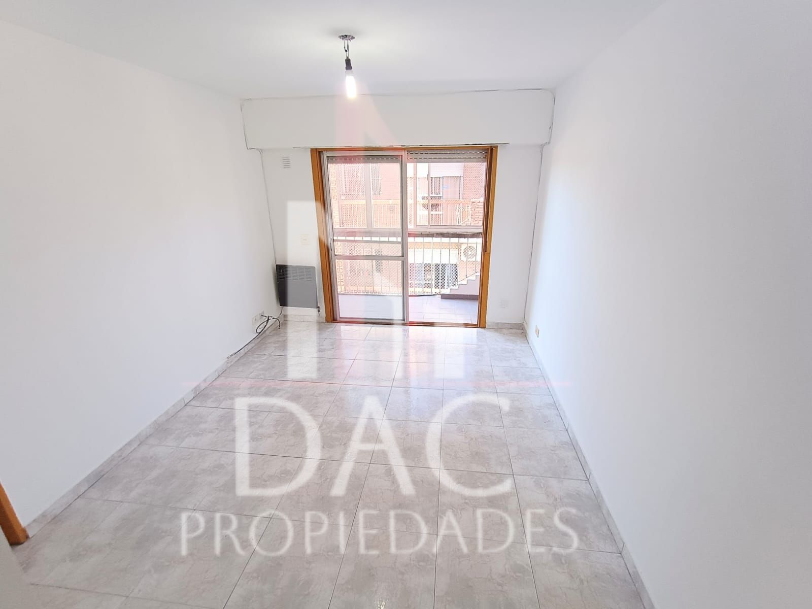 ALQUILER DEPARTAMENTO 2 AMBIENTES CON BALCÓN Y COCHERA, SANFERNANDO,ZONA NORTE