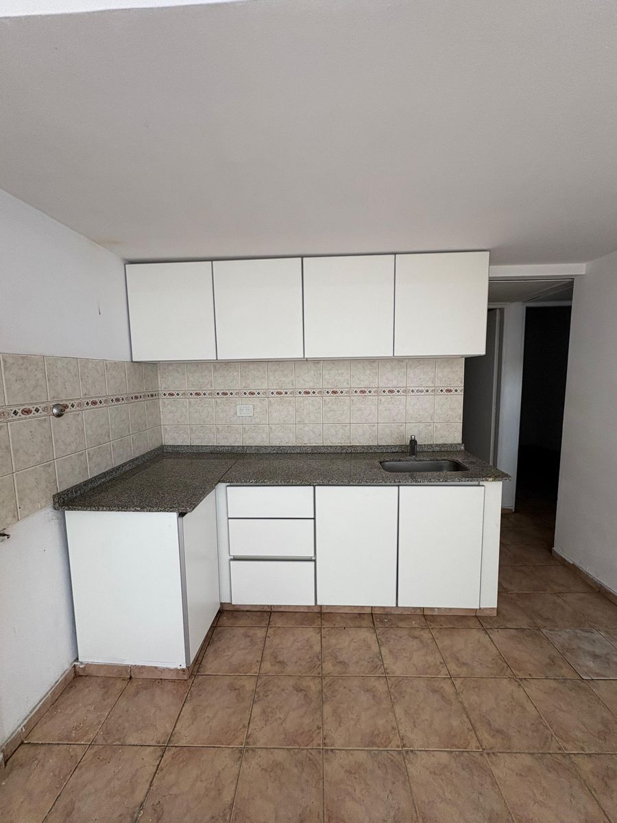 Departamento 3 ambientes en planta alta