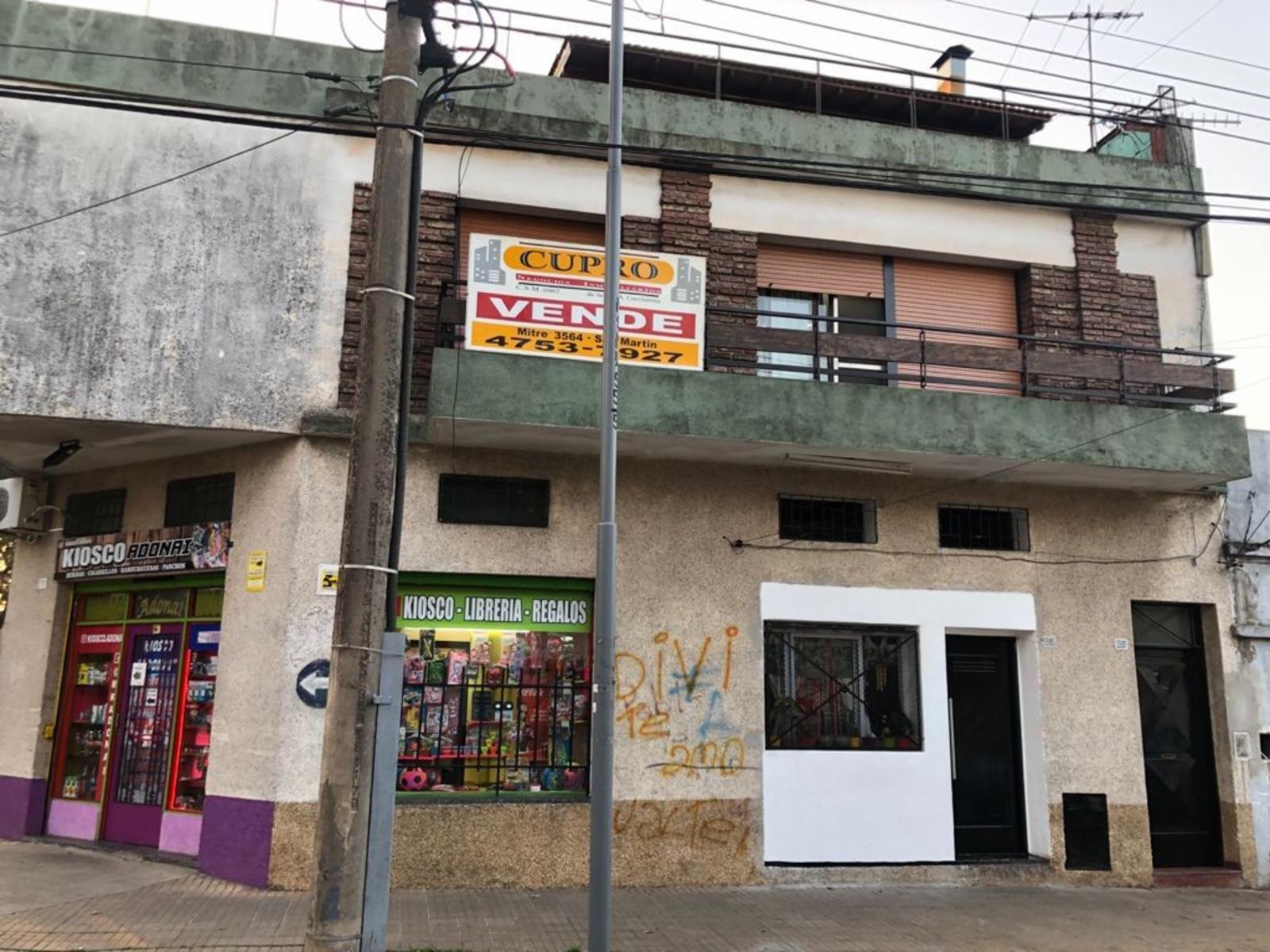 Espectacular Piso Unico 4 Amb. Frte. A La Plaza V. Libertad