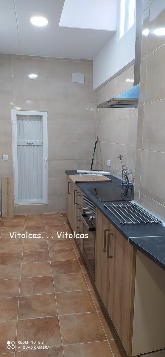 Piso : Amueblado ,listo para entrar