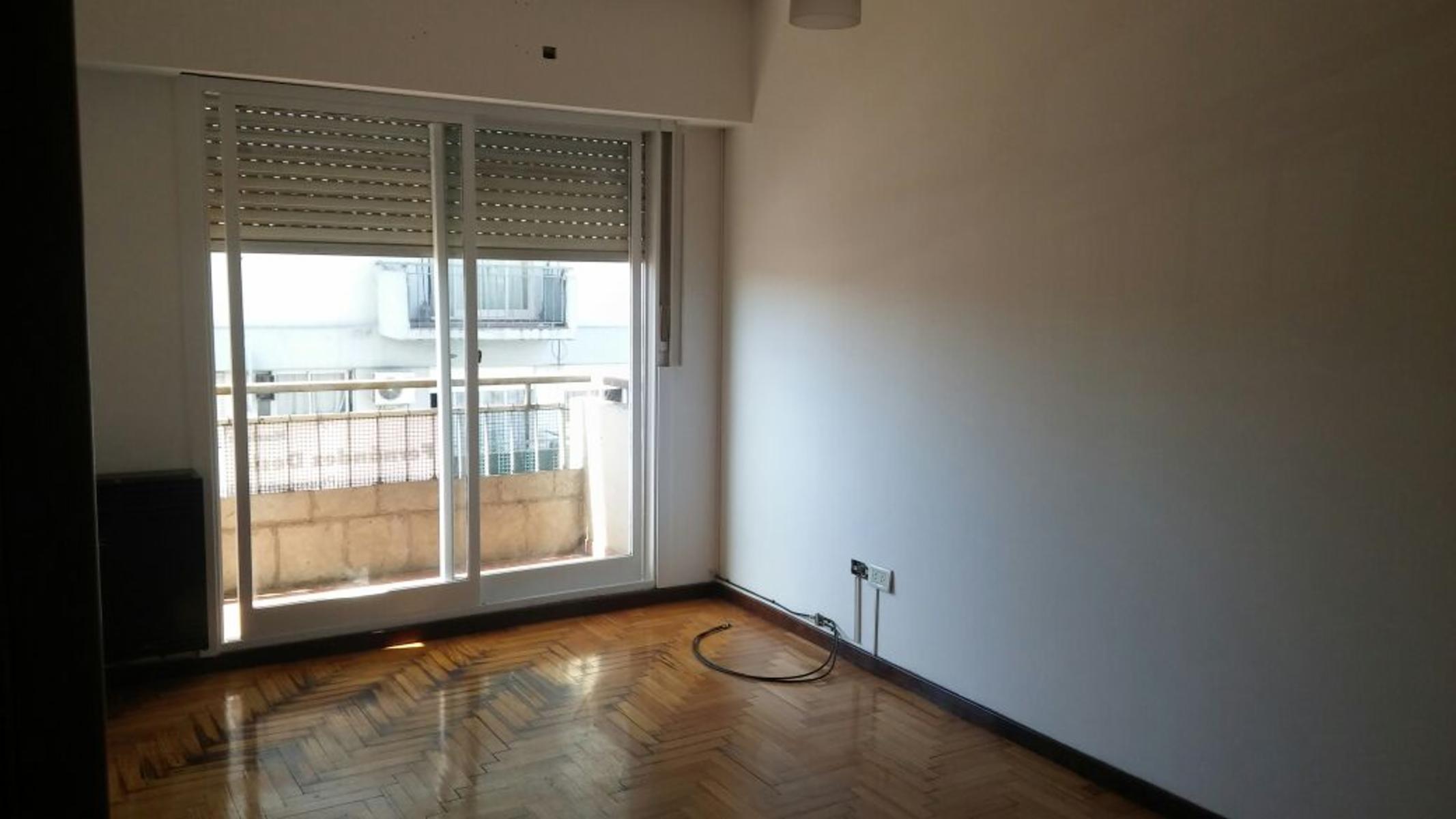 DPTO 2 AMB CON BALCON AL FTE