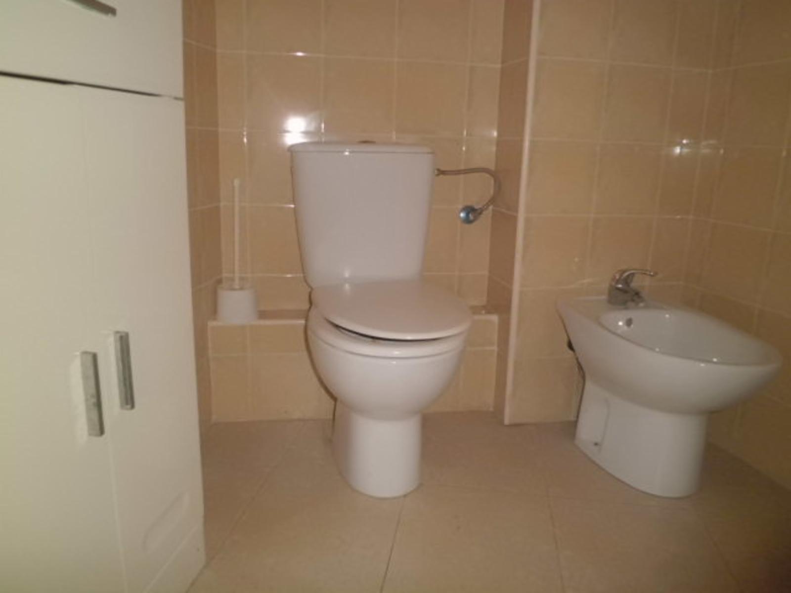 Piso en venta en obispo orberá- una de la principales calles de Almería
