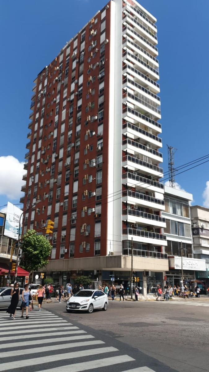 HERMOSO DPTO 2 AMBIENTES EN PLENO CENTRO DE RAMOS MEJIA