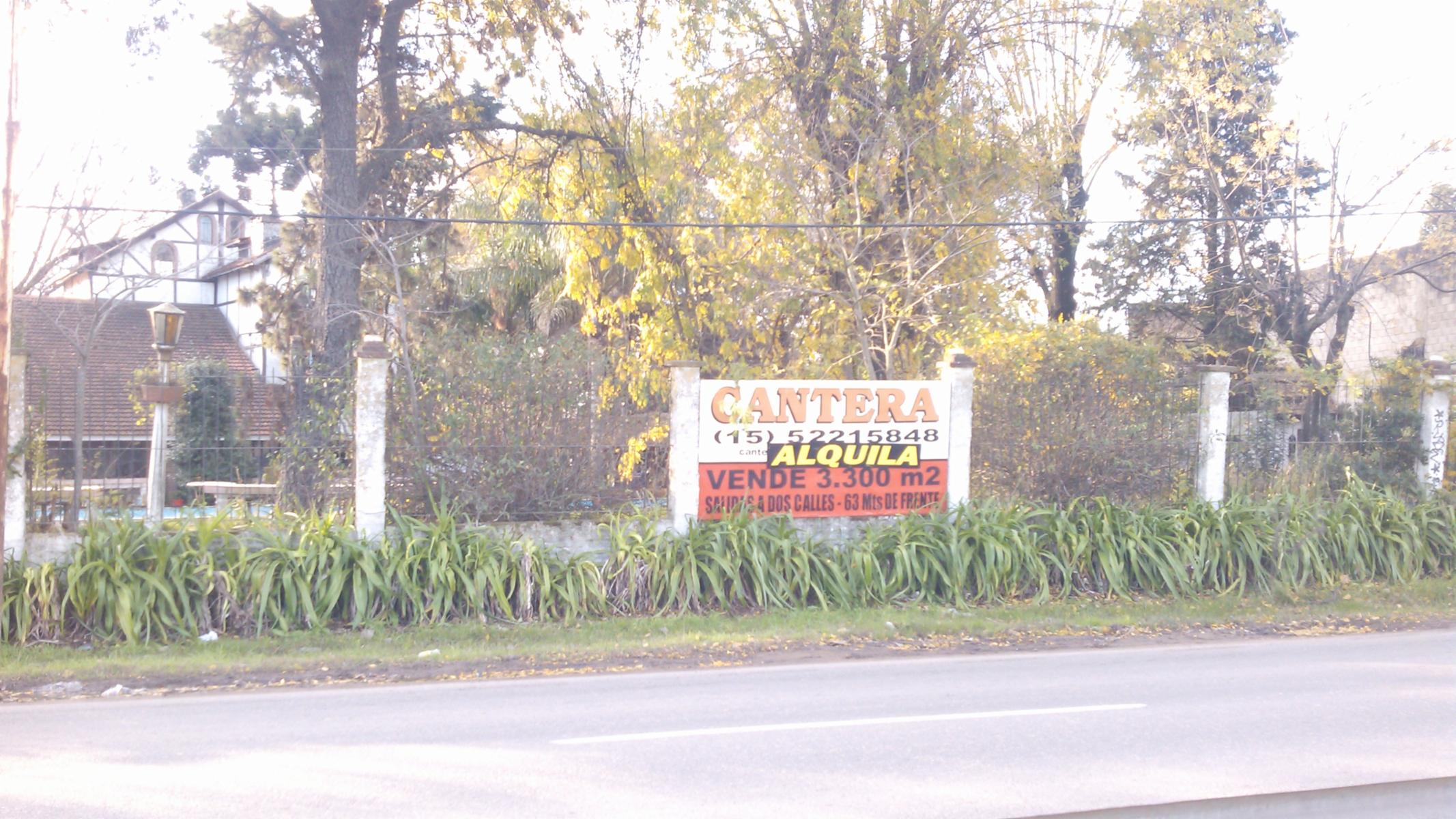 CASAQUINTA SOBRE ACCESO OESTE