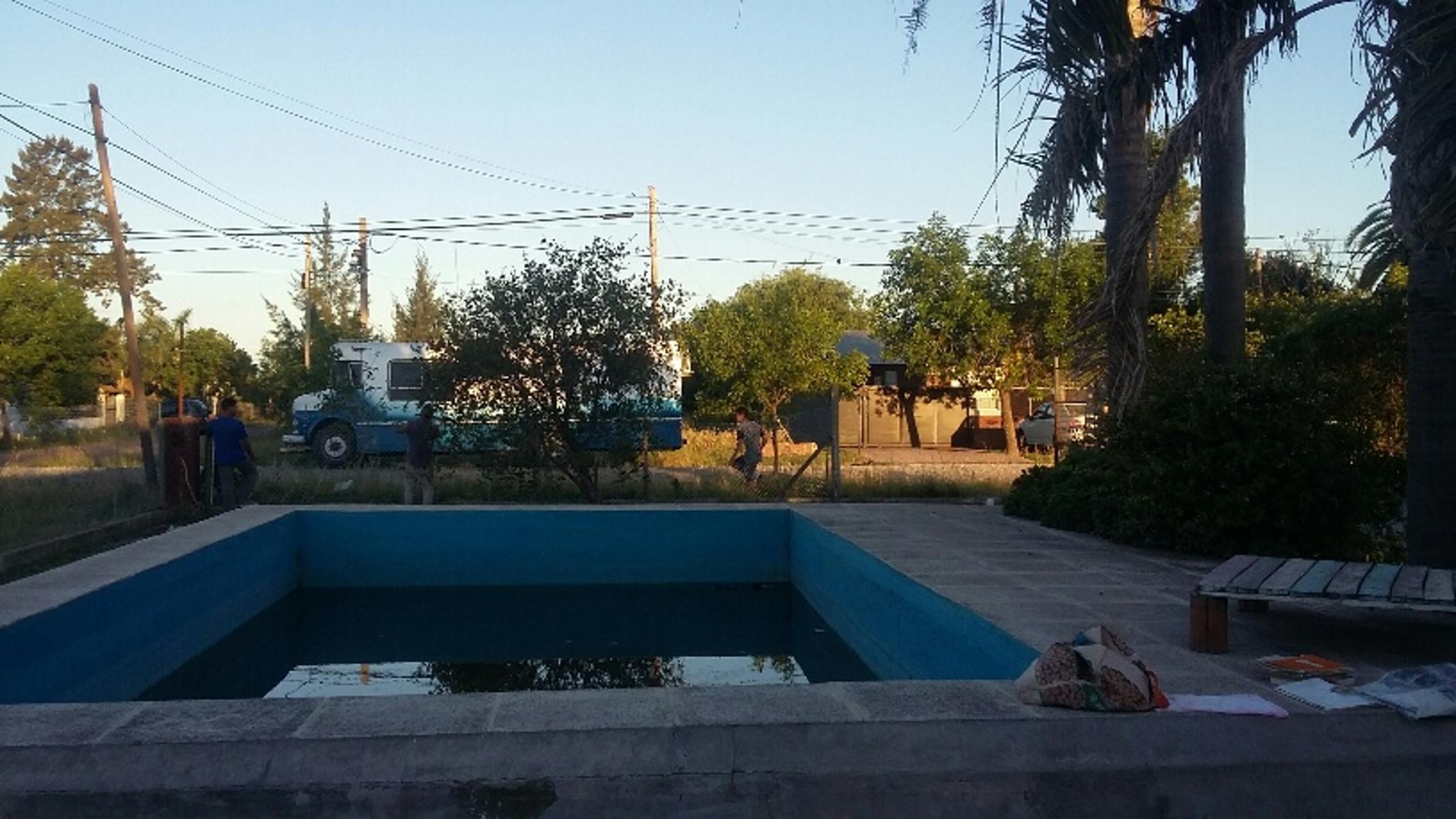 OPORTUNIDAD VENDE/PERMUTA PROPIEDAD EN FUNES LOS PUMAS Y RIOJA