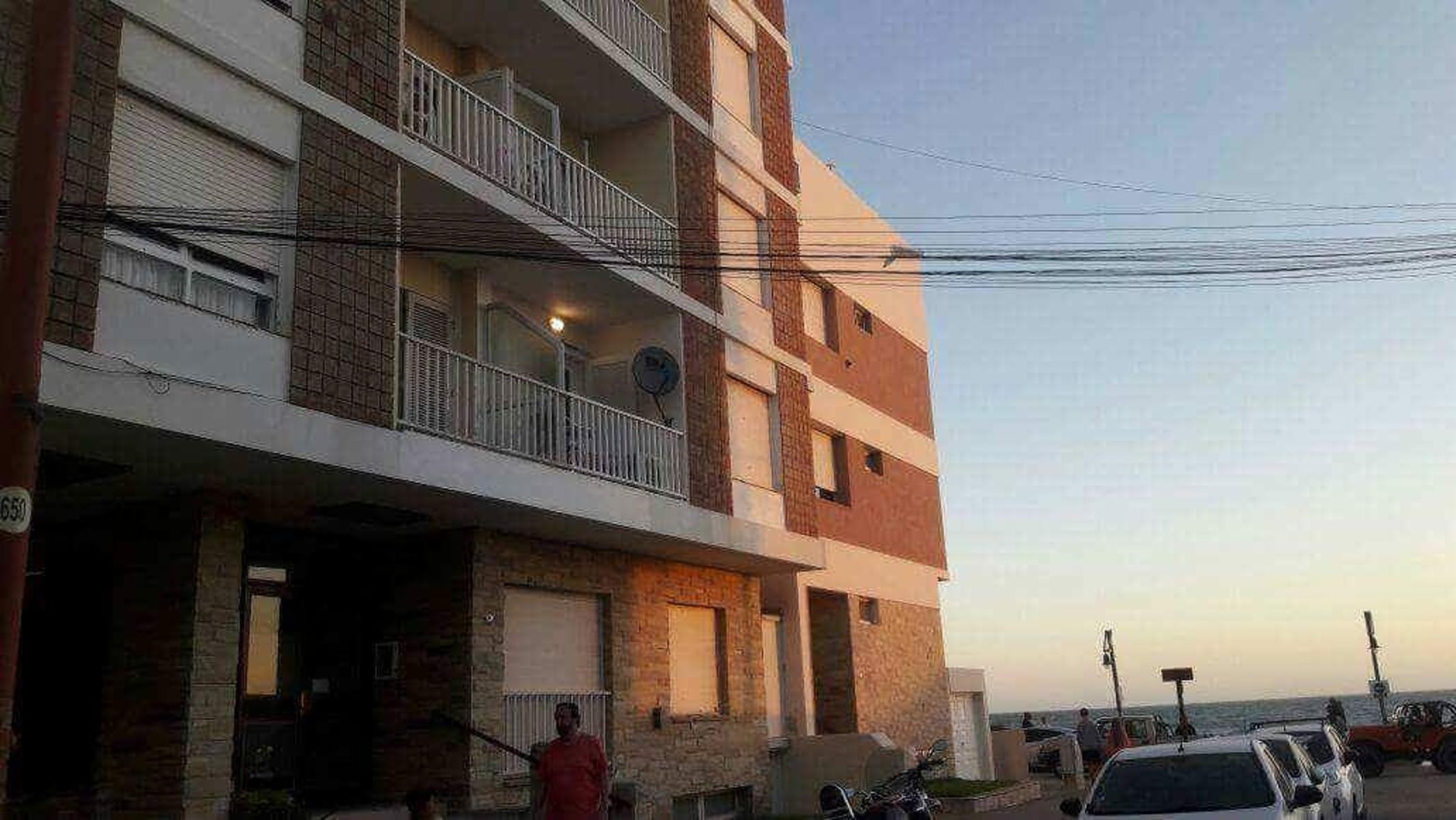EXCELENTE DEPARTAMENTO A METROS DEL MAR