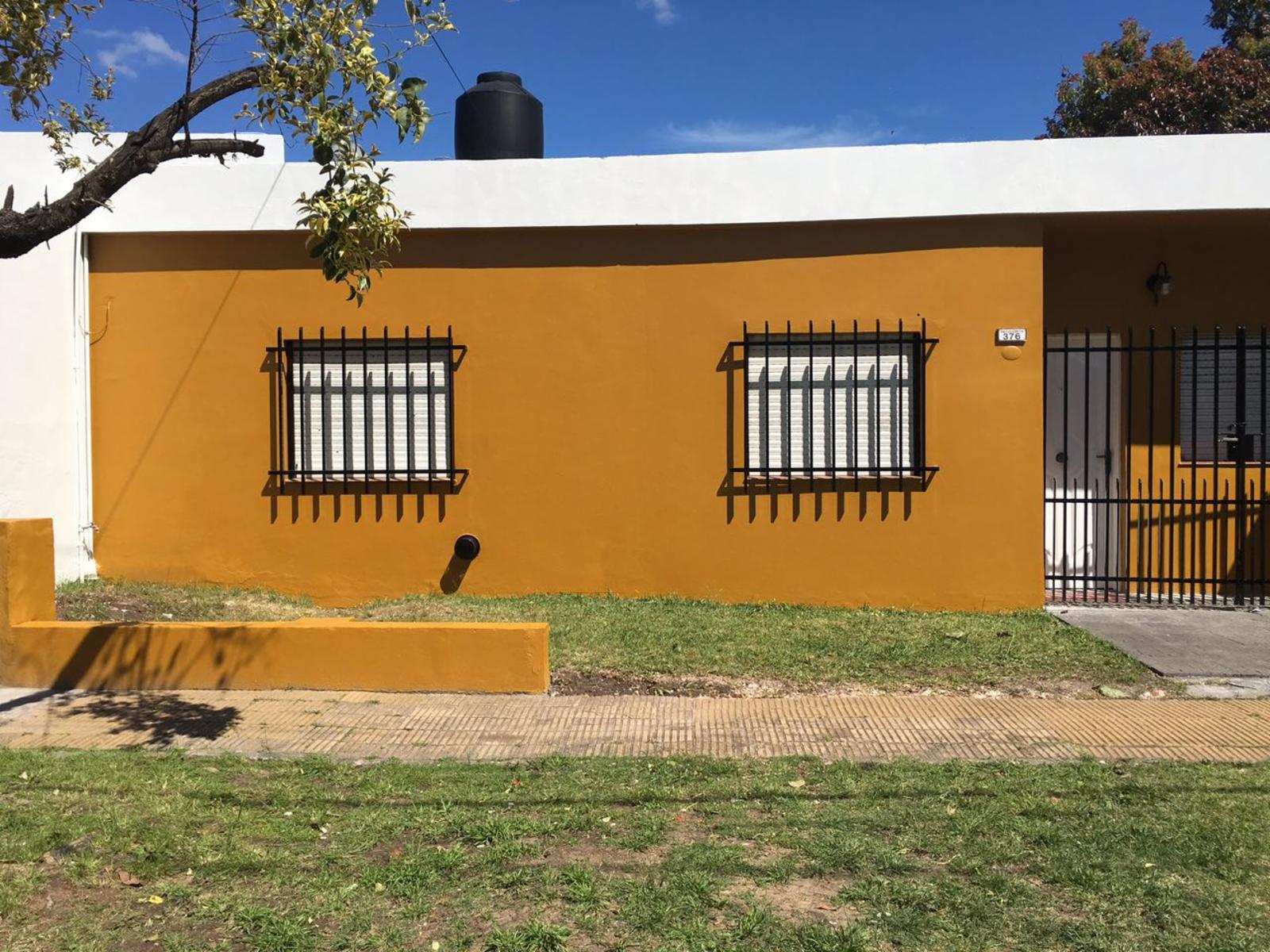 Muy buena Propiedad Castelar Sur