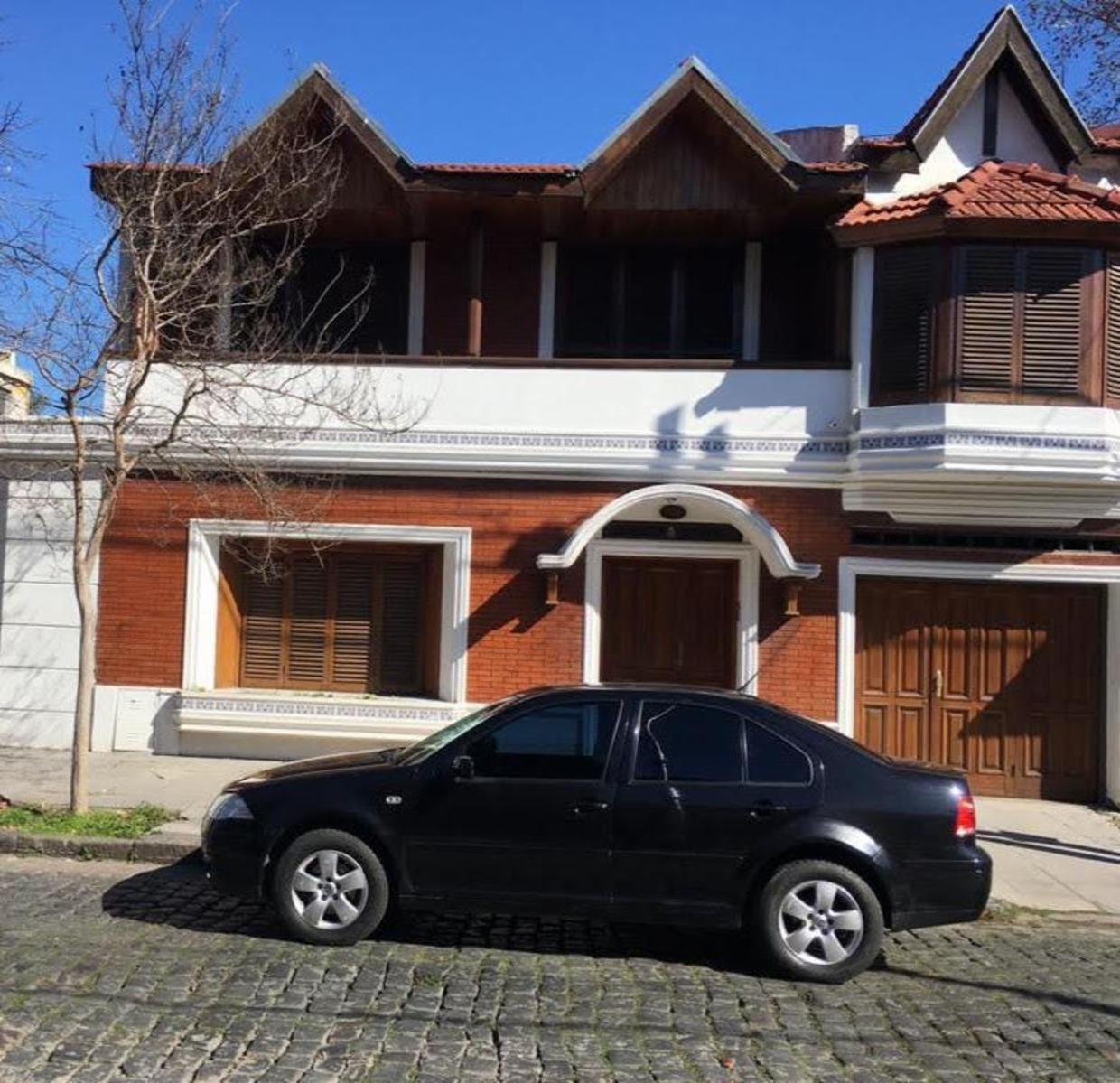 VENTA CASA 5 AMBIENTES