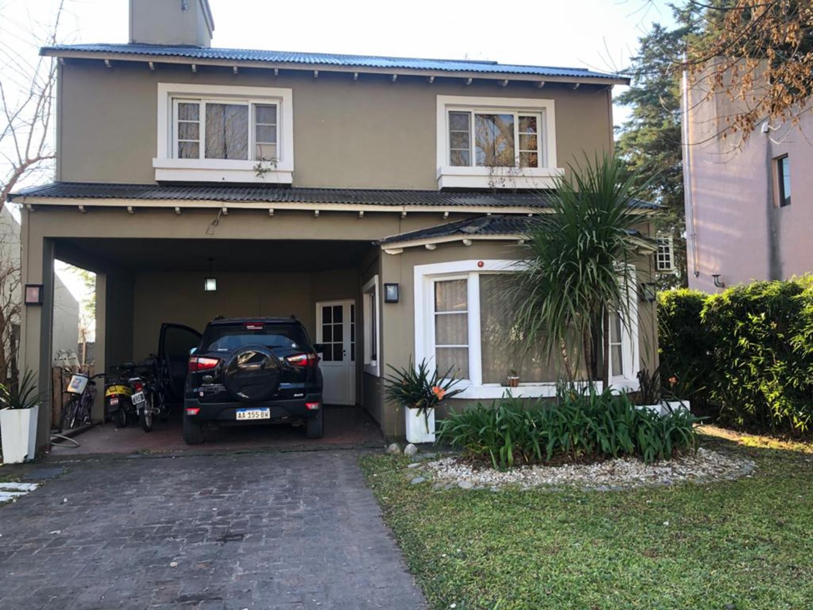 Casa en venta en Country Club Banco Provincia