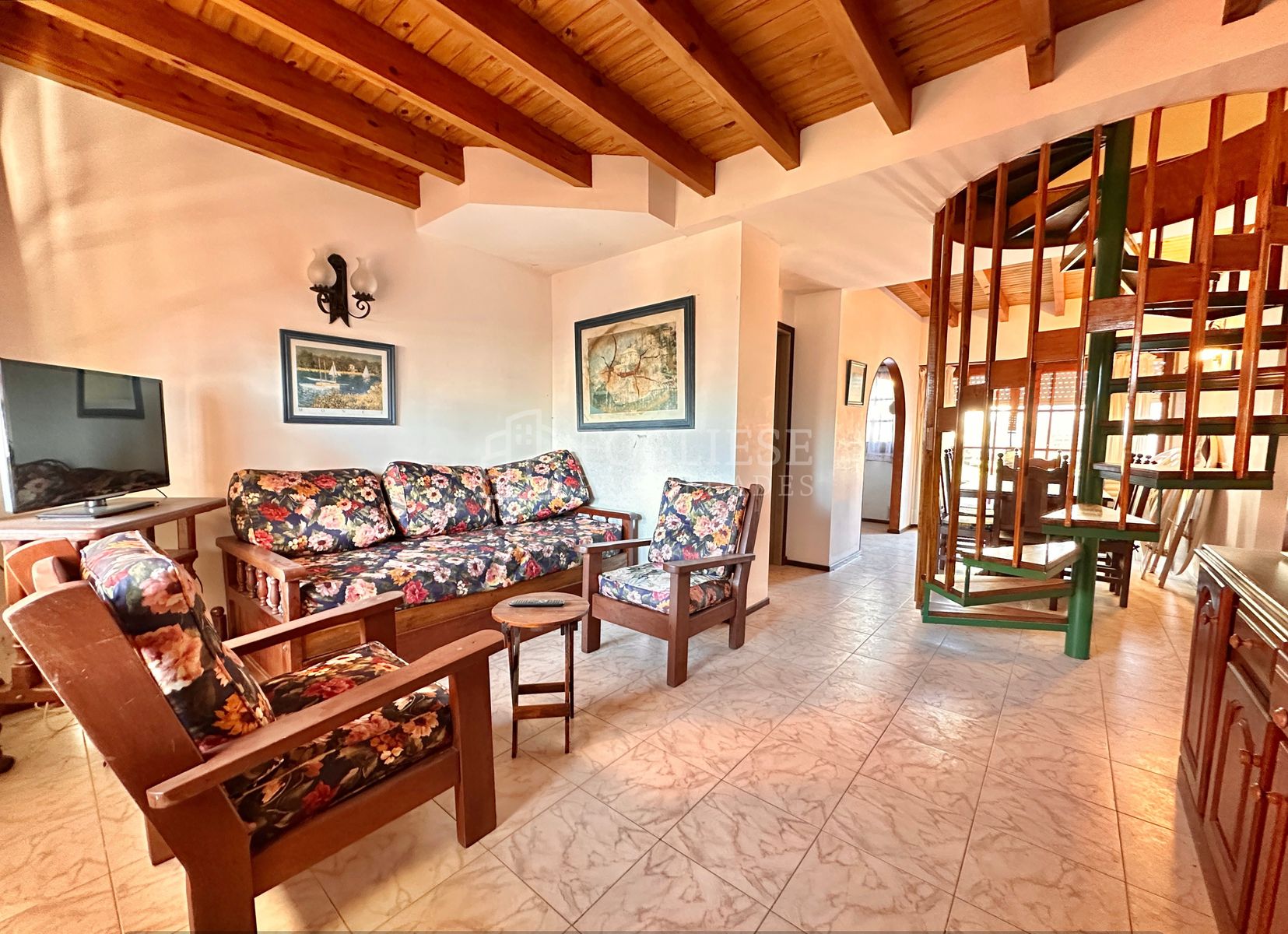 Departamento 3 Ambientes Tipo Dúplex con Cochera - Zona Céntrica Villa Gesell