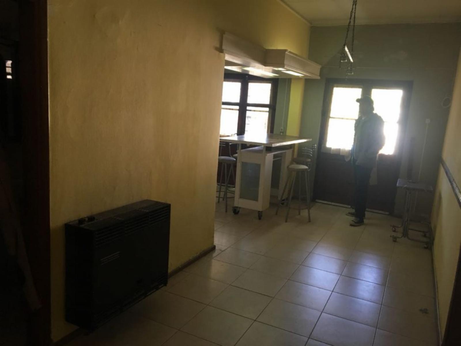 VIVI EN ALTO ALBERDI PROPIEDAD 2 DORM CON PATIO Y PILETA